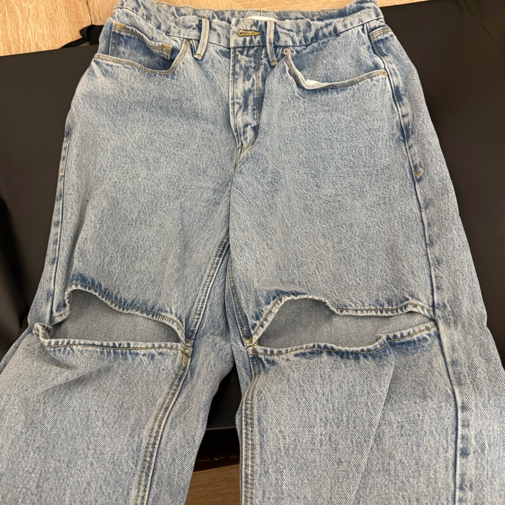 Good American Light Blue Jeans